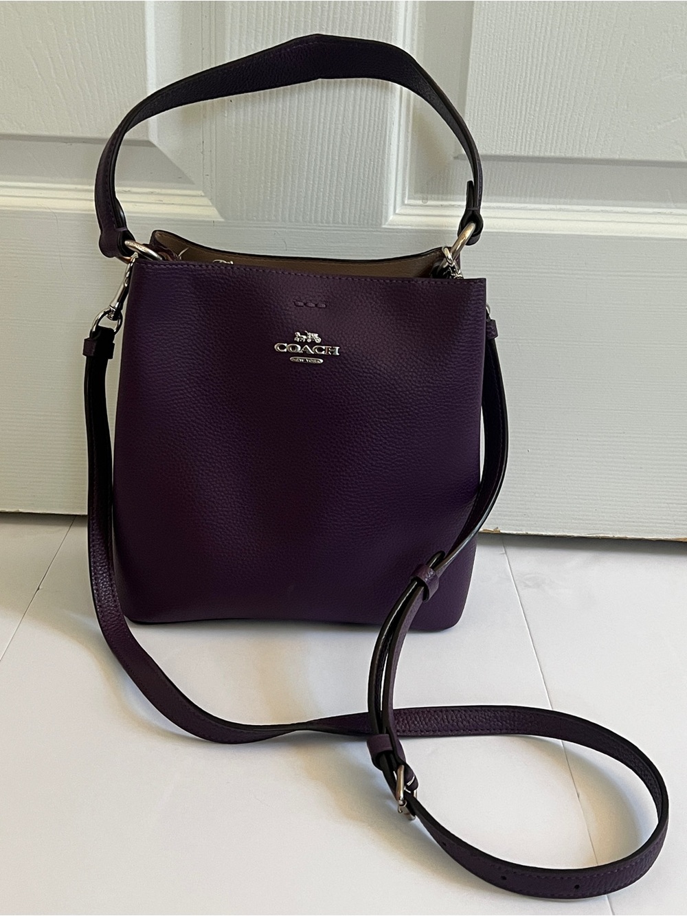Coach Small Town Bucket Bag 1011 Bright Violet Purple Leather Crossbody